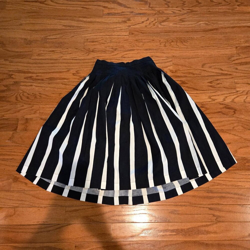 Samantha Sung Dark Navy Blue & White Striped Pleated Midi Skirt Size 8